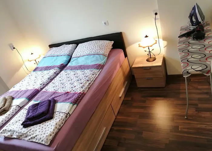 Academic * София